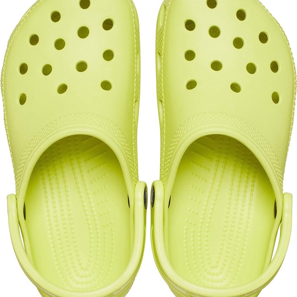 Womens crocs citrus size 9
